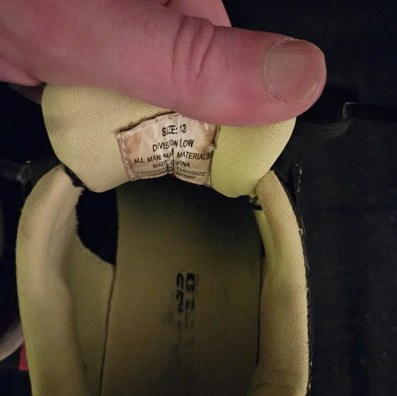 BASEBALL CLEATS - Picture 3 of 6